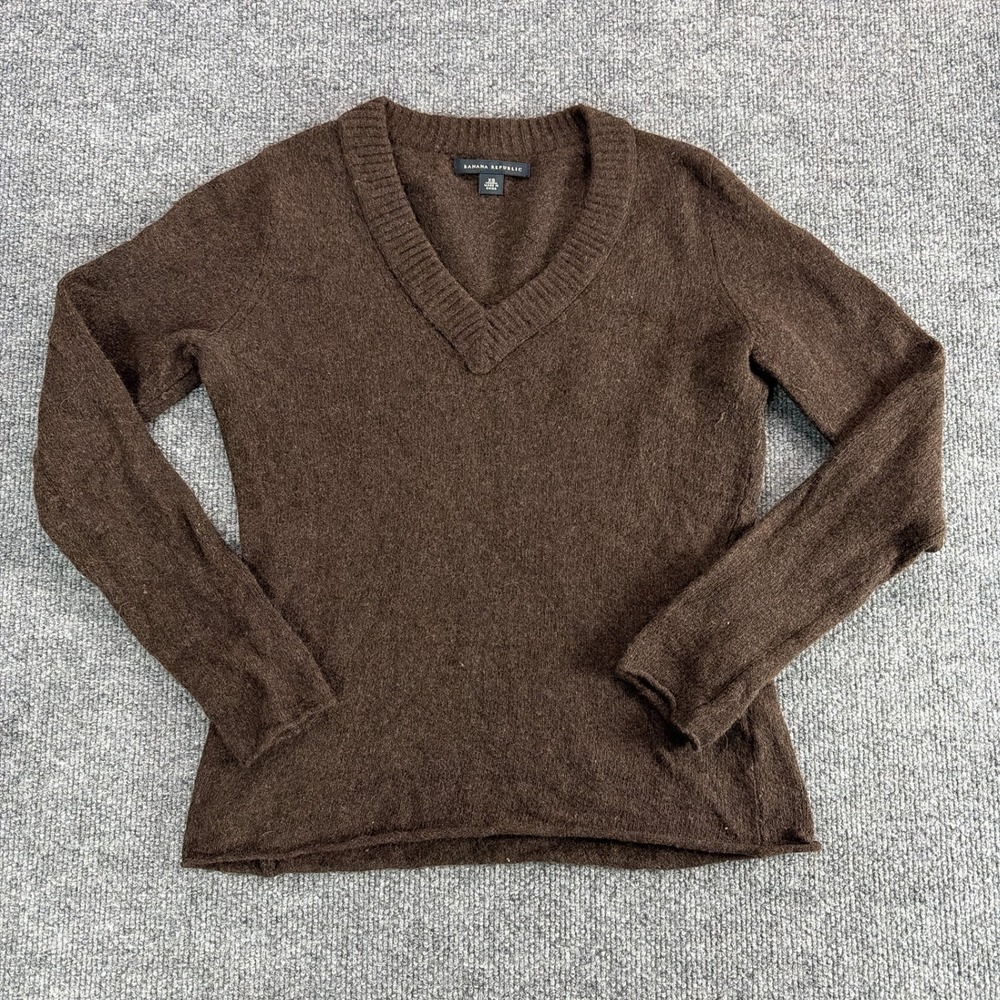 Banana Republic Rich Chocolate Brown Wool Angora Blend V-Neck Sweater XS Fall
